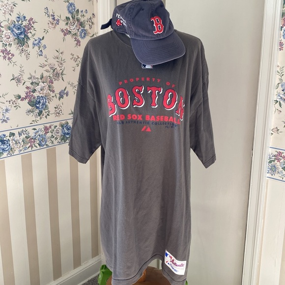 The ultimate RED SOX FAN PACKAGE!! Jerseys, shirts, hats, games, book & more!! - Picture 12 of 17